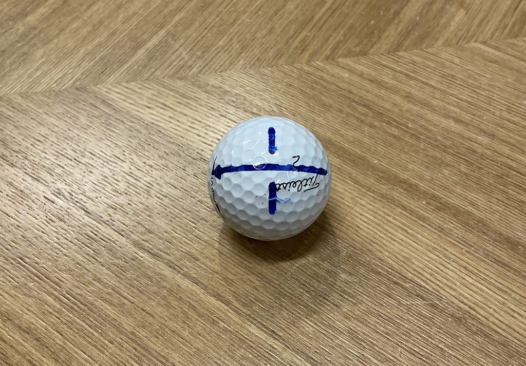 色は青色で、赤道のラインは矢印にしてます。