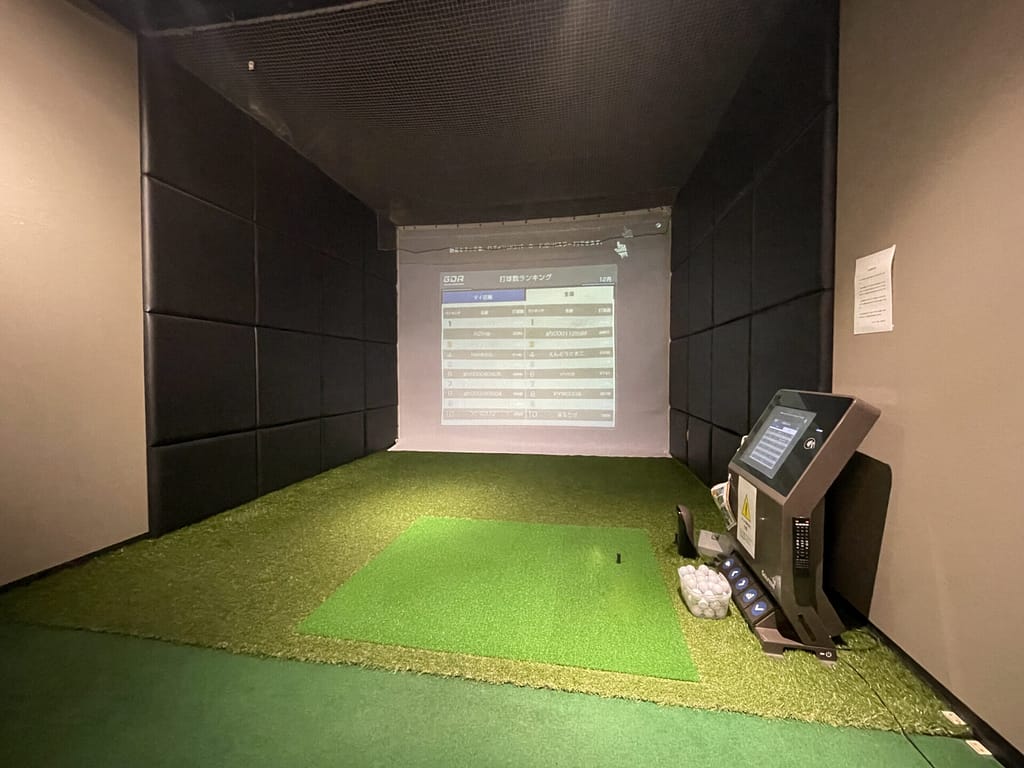 【実際に体験してきた】ゴルフレッスンスクールのレビュー記事はこちら