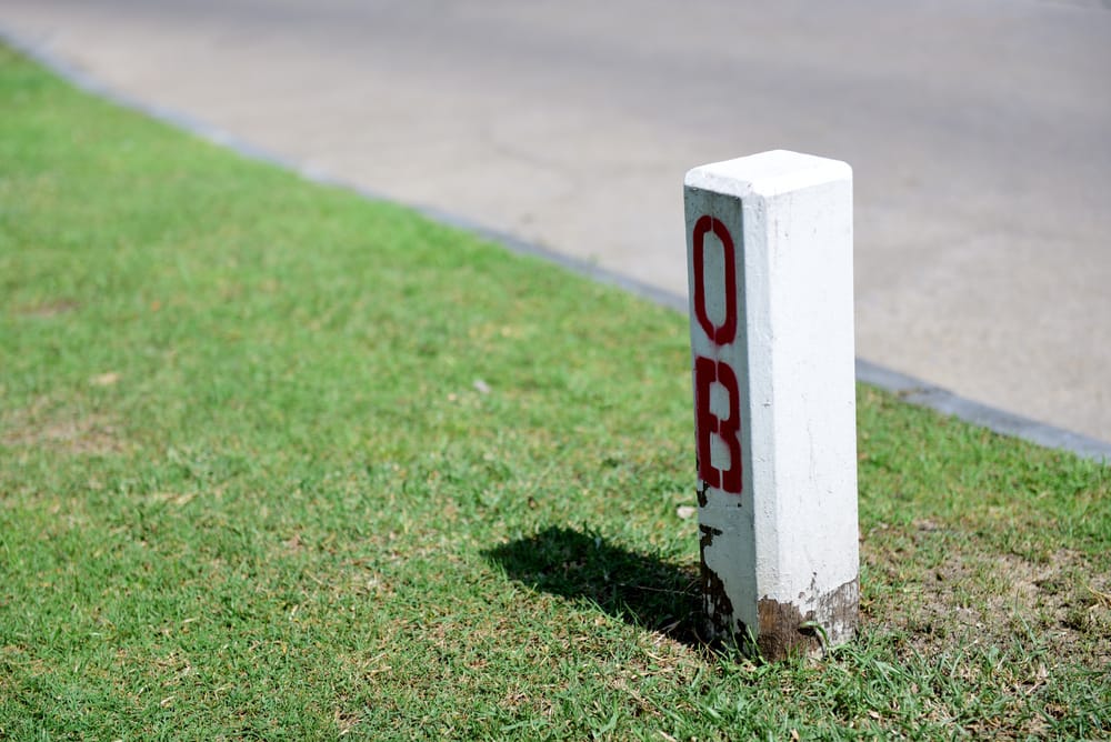 ①ティーショットに飛距離は不要、とにかくOBを避けるべし!